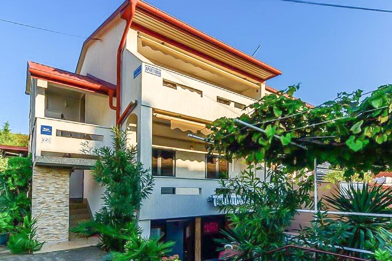 Apartments Branka Punat Exterior photo