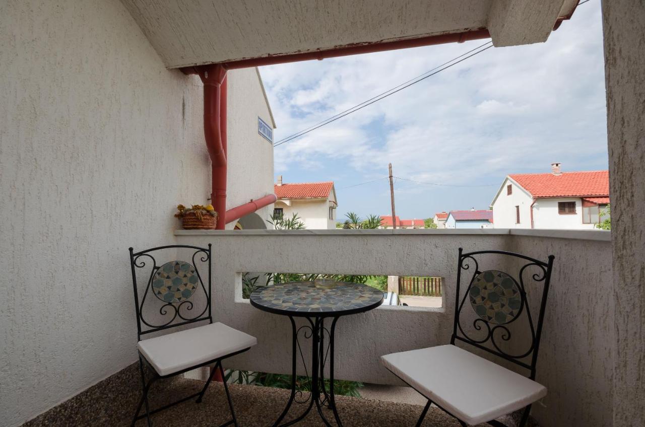 Apartments Branka Punat Exterior photo